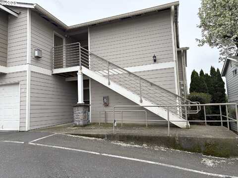 Central, PORTLAND, OR 97229