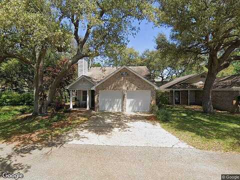 Nestling, GULF BREEZE, FL 32563