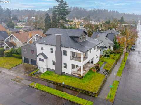 Center, OREGON CITY, OR 97045