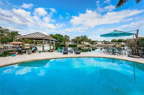 Fontainebleau, TAMPA, FL 33634