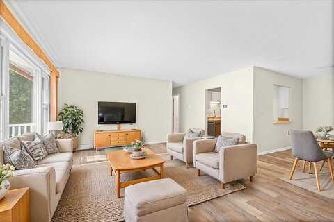 Laurel Lake, THIENSVILLE, WI 53092