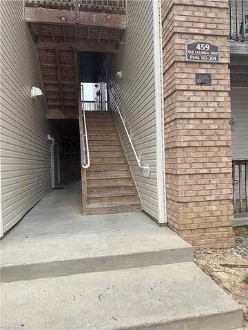 Old Colonial, NEWPORT NEWS, VA 23608