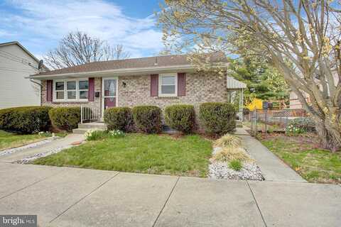 Maple, HANOVER, PA 17331