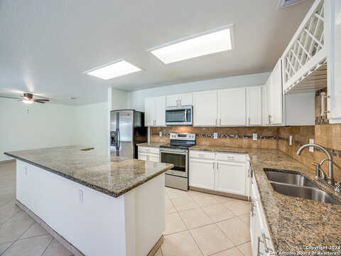 Forest Vale, SAN ANTONIO, TX 78233