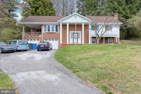 Scott, YORK, PA 17403