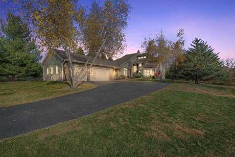 W336S8586 County Road E, Mukwonago, WI 53149