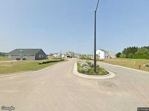 W188N15723 Maple Fields Circle, Jackson, WI 53037