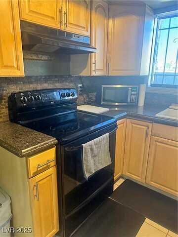 Address Withheld By Seller, Las Vegas, NV 89108