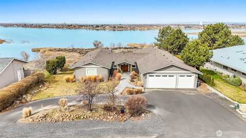 Pelican Place Se, Moses Lake, WA 98837