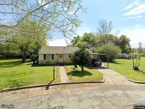 Patinka Drive, Hearne, TX 77859