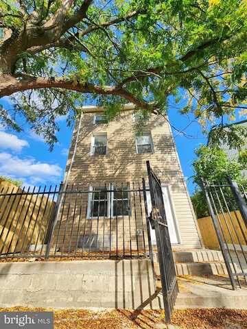 N Opal St, PHILADELPHIA, PA 19141