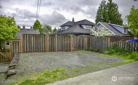40Th, SEATTLE, WA 98116