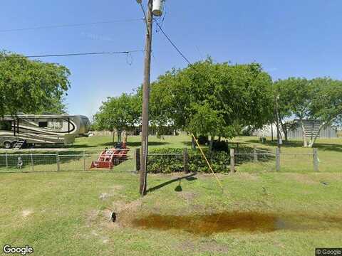 S 13Th Street, Seadrift, TX 77983