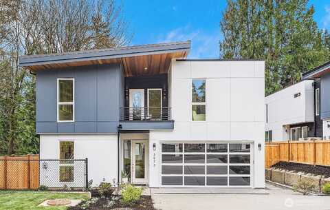162Nd Place Se, Bellevue, WA 98006