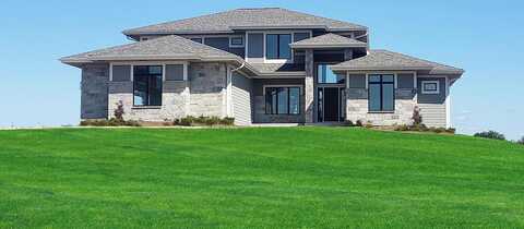 Superior Oak Drive, Middleton, WI 53593