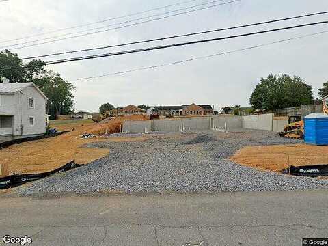 W 11Th, FRONT ROYAL, VA 22630
