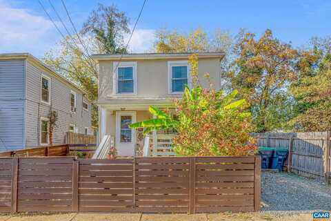 Nw 10 1/2 St, CHARLOTTESVILLE, VA 22903