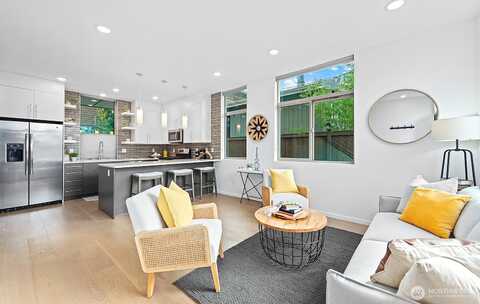Sw Dakota Street #C, Seattle, WA 98126