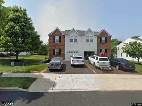 Hampshire Dr, HILLTOWN, PA 18927
