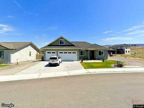 Plateau Drive, East Wenatchee, WA 98801