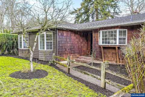Picardy Ln Nw, Albany, OR 97321
