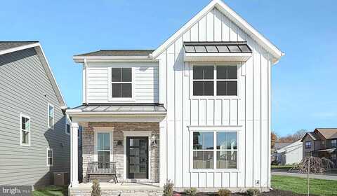Hawthorne Dr, HARRISBURG, PA 17110