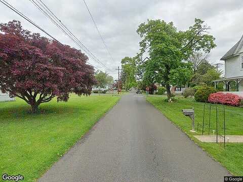 Avenue E, LEVITTOWN, PA 19056