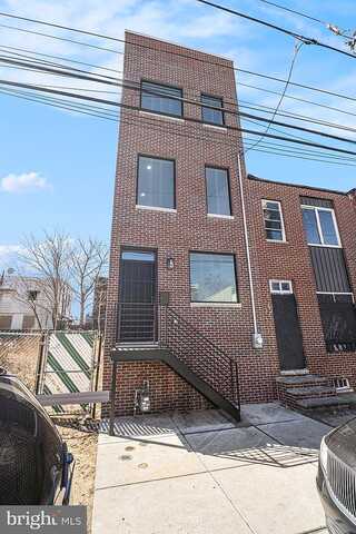 E Somerset E, PHILADELPHIA, PA 19134