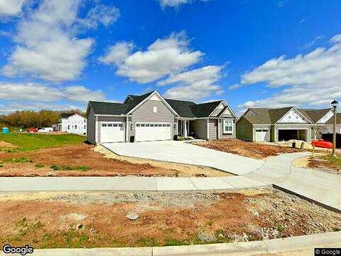 Highland Pointe Way, Port Washington, WI 53074