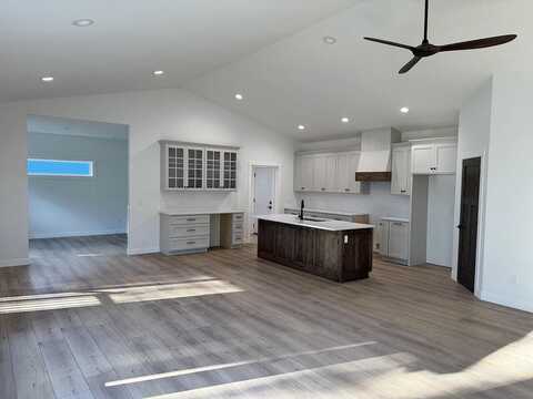 Arches Drive, Holmen, WI 54636