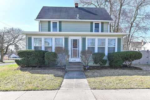 Park Row Street, Lake Geneva, WI 53147