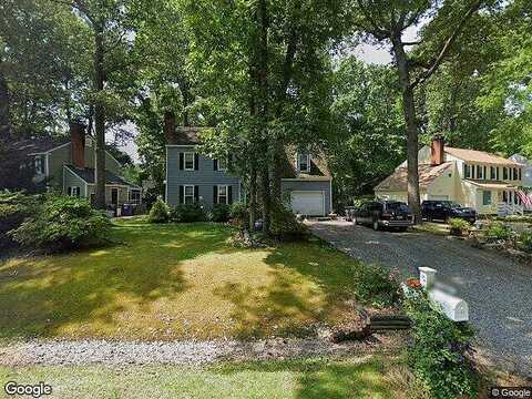 Yucca Dr, NORTH CHESTERFIELD, VA 23224