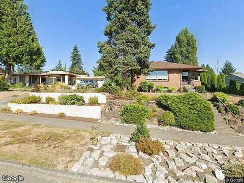 38Th Avenue Sw, Seattle, WA 98126
