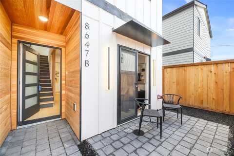 18Th Avenue Sw #B, Seattle, WA 98106