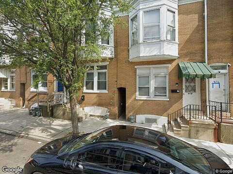 W Poplar St, YORK, PA 17403