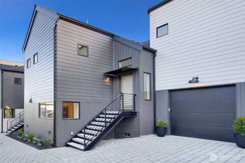 11Th Avenue Sw #B, Seattle, WA 98106