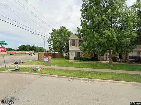 Carriagehouse Lane #8D, Garland, TX 75040