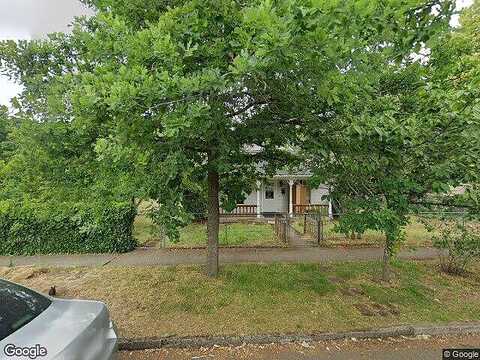 16Th St Se, Salem, OR 97302