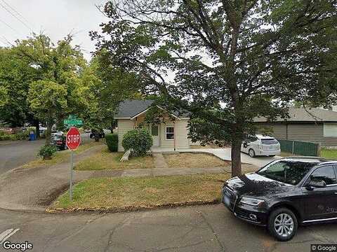 16Th St Se, Salem, OR 97302
