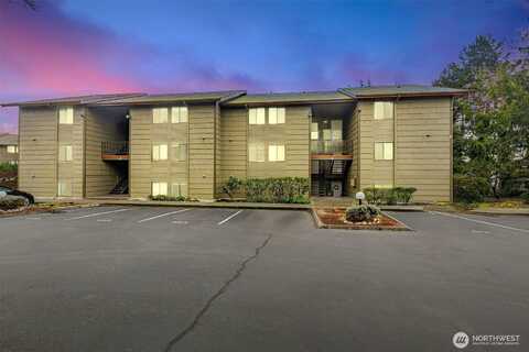 Se Barrington Drive #C104, Oak Harbor, WA 98277
