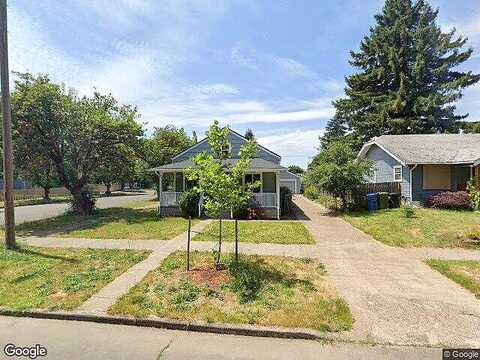 Maple Av Ne, Salem, OR 97303