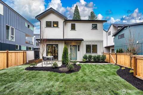 39Th Avenue Ne #A, Seattle, WA 98125