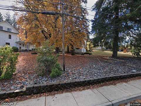 N Main Ave, WhiteSalmon, WA 98672
