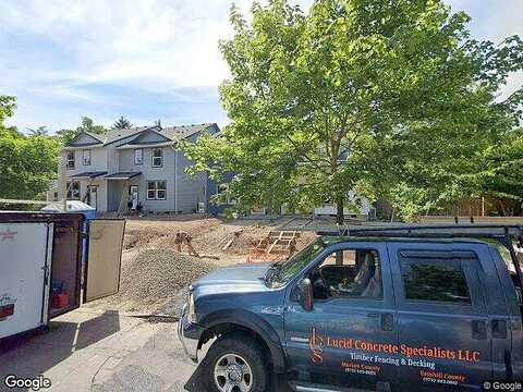 7Th St Nw, Salem, OR 97304