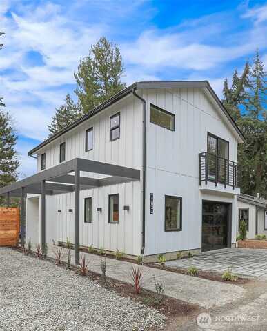 17Th Avenue Ne, Seattle, WA 98125
