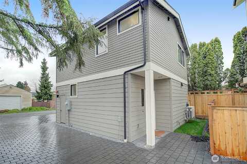 40Th Avenue Sw, Seattle, WA 98146