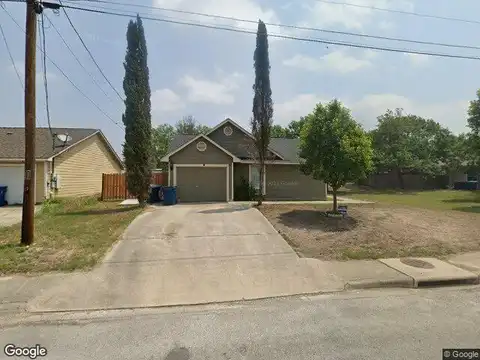 Amelia, KERRVILLE, TX 78028