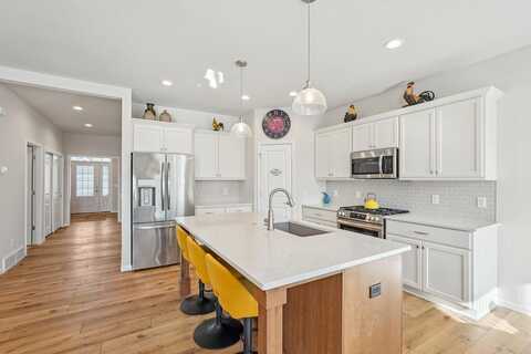 W198N5526 Magnolia Court, Menomonee Falls, WI 53051