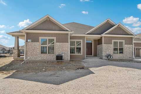 N28W25273 Parkway Ridge Circle #-B Bldg 13 Unit 47, Pewaukee, WI 53072