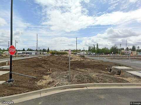 Se Crescent Dr, Hillsboro, OR 97123